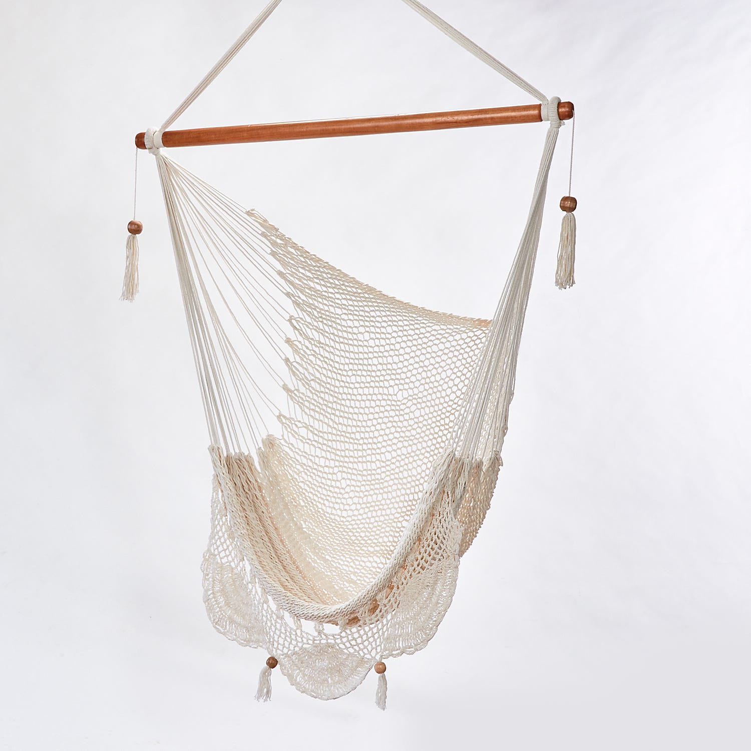Close-up of the woven cotton hammock chair with decorative edge